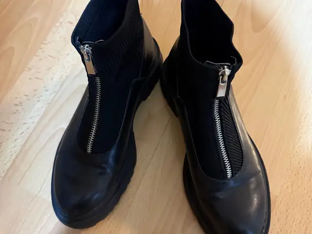 Zara, Улаанбаатар — Баянзүрх — Сансар
