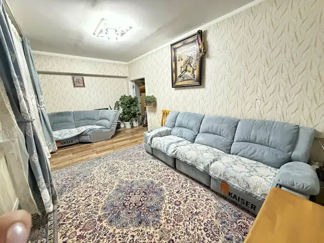 Төмөр зам 25р эмийн санд 70м2 2 өрөө байр, Улаанбаатар — Баянгол — 3-р хороо