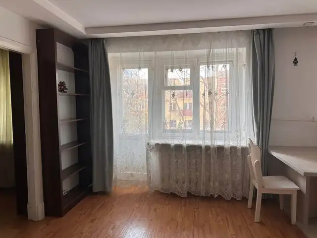Их дэлгүүр баруун талд 2 өрөө тавилгатай байр хөлслүүлнэ, Улаанбаатар — Чингэлтэй — 50 мянгат