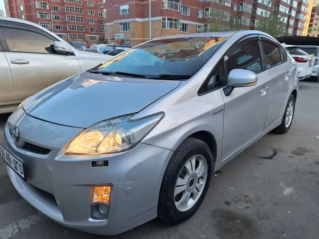 Toyota Prius 30