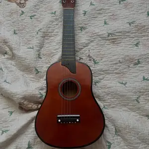 Ukulele, Улаанбаатар — Баянгол — Нарны хороолол