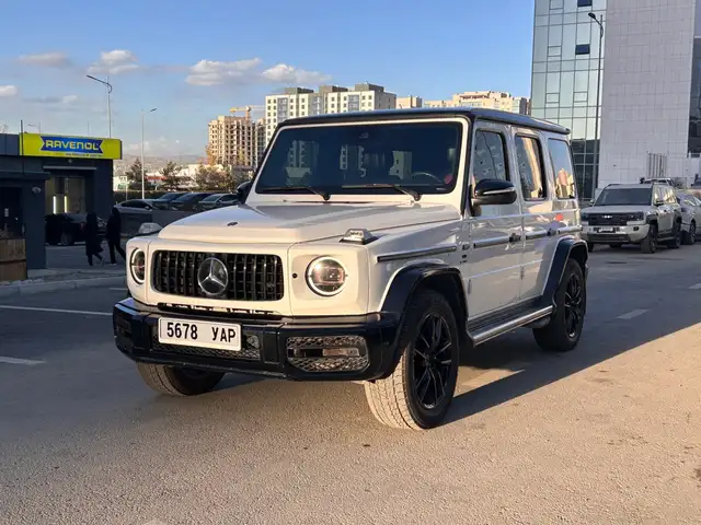 Mercedes-Benz G-Class