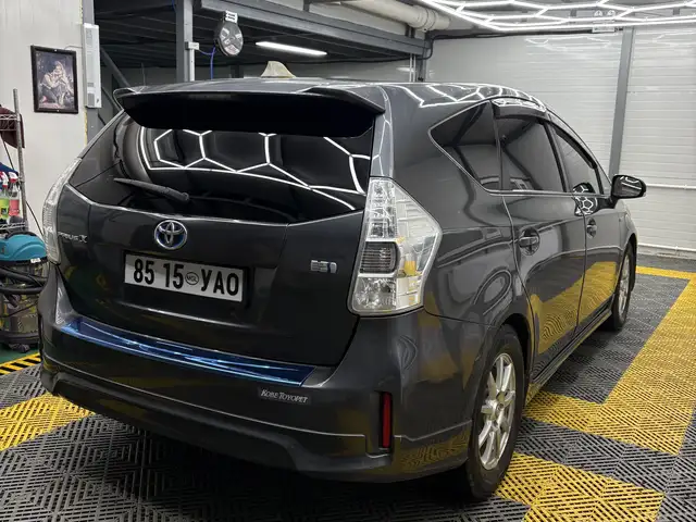 Toyota Prius 41