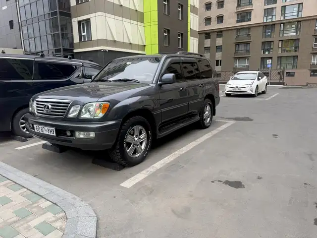Lexus LX 470