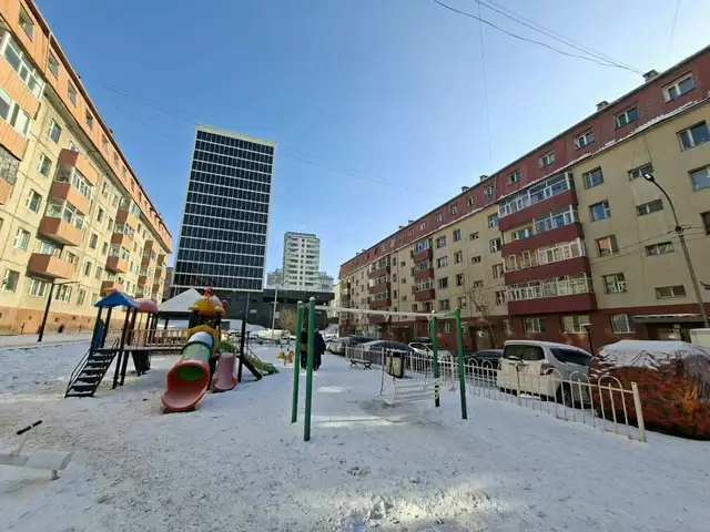 Сансар, баянцээлд 3 өрөө орон сууц худалдана., Улаанбаатар — Баянзүрх — 5-р хороо