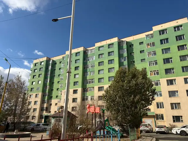 Бгд, хороололын эцэст сотын байранд хуучнаар 18м2 2 өрөө орон сууц, Улаанбаатар — Баянгол — 3, 4 хороолол