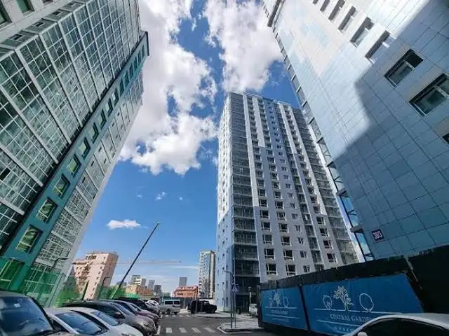 Чингис зочид буудлын урд сentral garden хохонд 3 өрөө 78мкв, Улаанбаатар — Баянзүрх — 3-р хороо