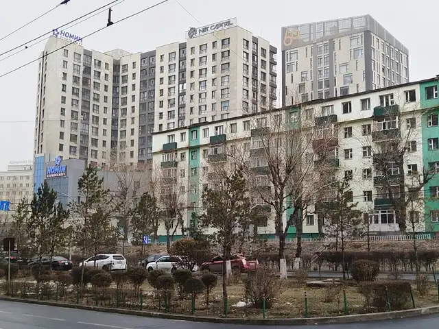 Зүүн 4 зам американ дэнжийн урд 42мкв 2 өрөө, Улаанбаатар — Баянзүрх — 4-р хороо