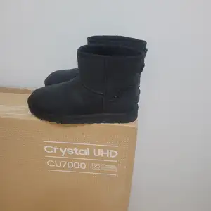 Ugg, Улаанбаатар — Баянзүрх — 42-р хороо