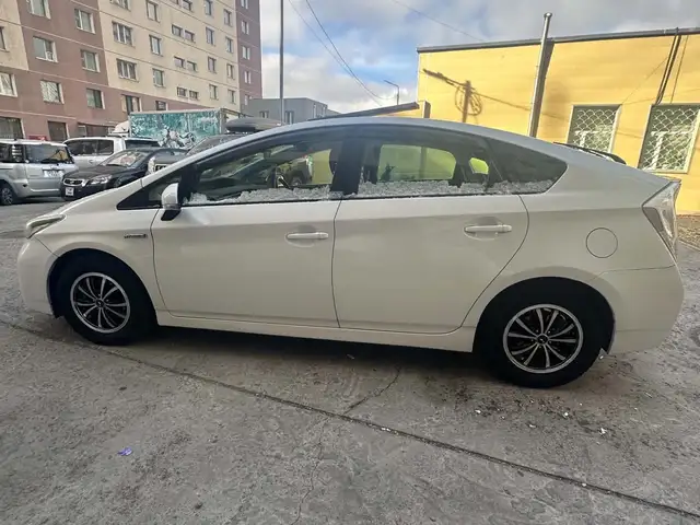Toyota Prius 30
