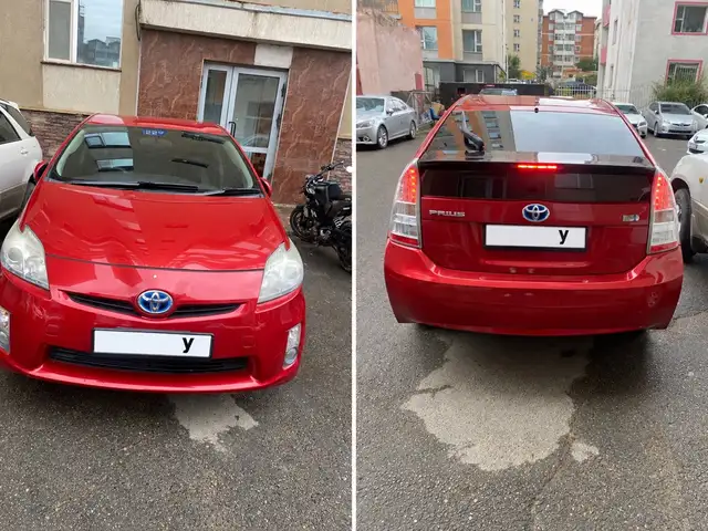 Toyota Prius 30