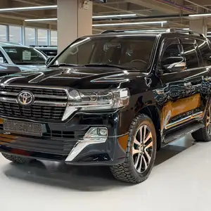 Toyota Land Cruiser 200