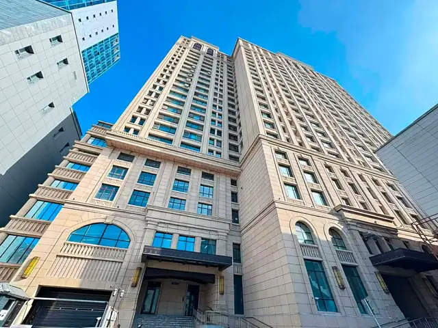 Циркийн баруун талын time classic tower-т 129 мкв 5 өрөө орон сууц, Улаанбаатар — Сүхбаатар — 1-р хороо