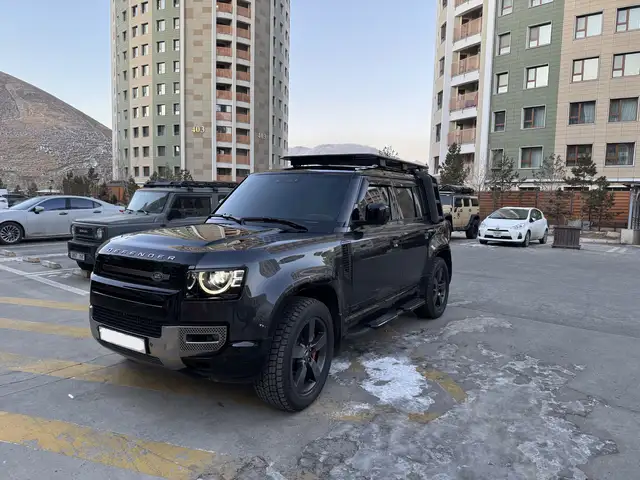 Land Rover Defender