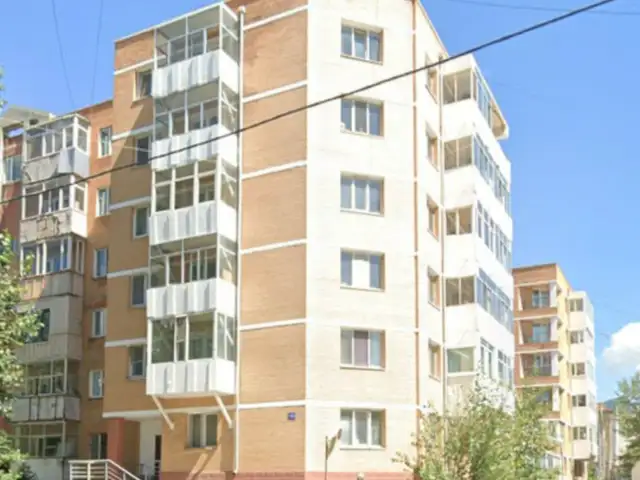 Улсын их дэлгүүрийн урд 99 мкв дүплекс бүрэн тавилгатай 4 өрөө, Улаанбаатар — Чингэлтэй — 3-р хороо