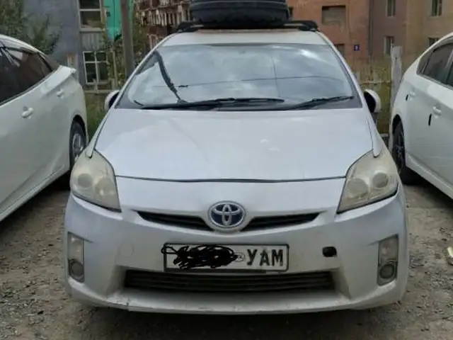 Toyota Prius 30