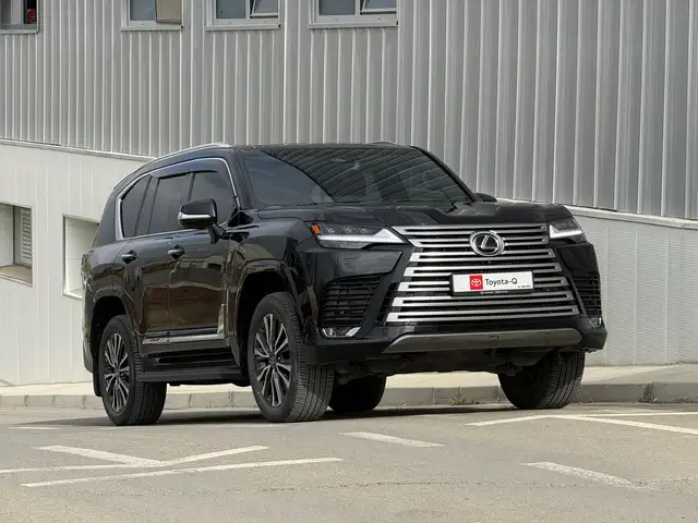 Lexus LX 600