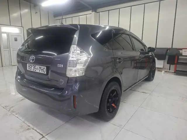 Toyota Prius 41