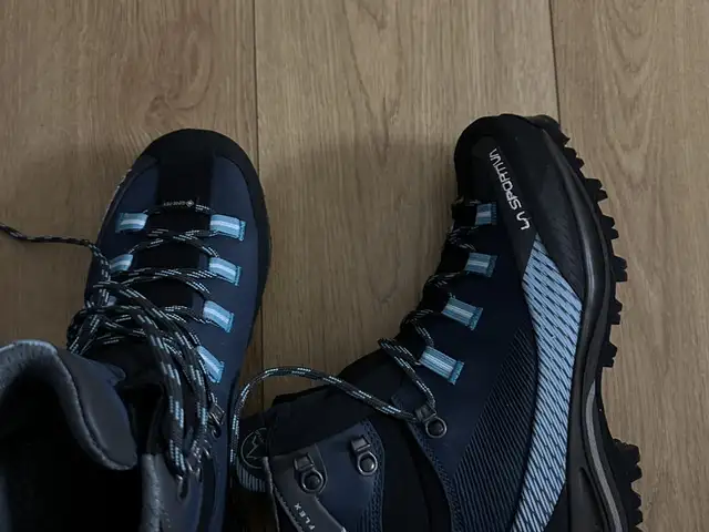 La sportiva пүүз, Улаанбаатар — Баянзүрх — 6-р хороо