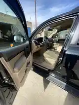 Toyota Land Cruiser 200, 2013/2014, Улаанбаатар — Сонгинохайрхан — 1-р хороолол - 3