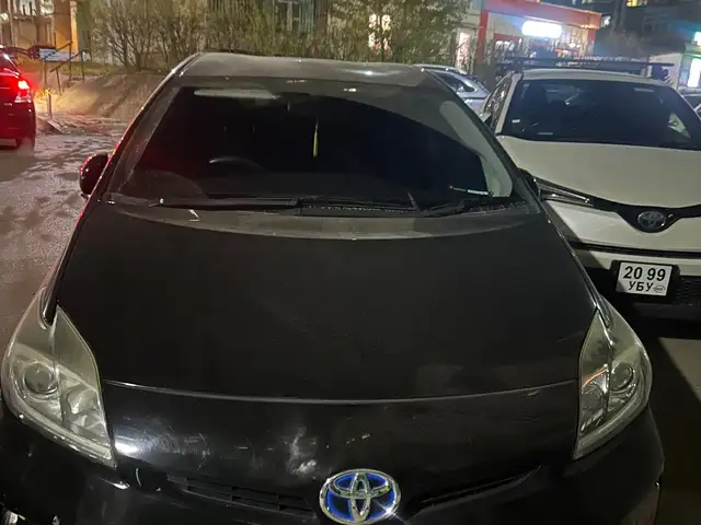 Toyota Prius 30