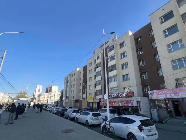 Бгд 28 р хороо 10-р хороолол 2 өрөөг 3 болгосон байр 62мкв, Улаанбаатар — Баянгол — 10-р хороолол