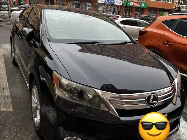 Lexus HS