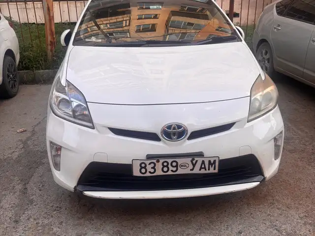 Toyota Prius 30
