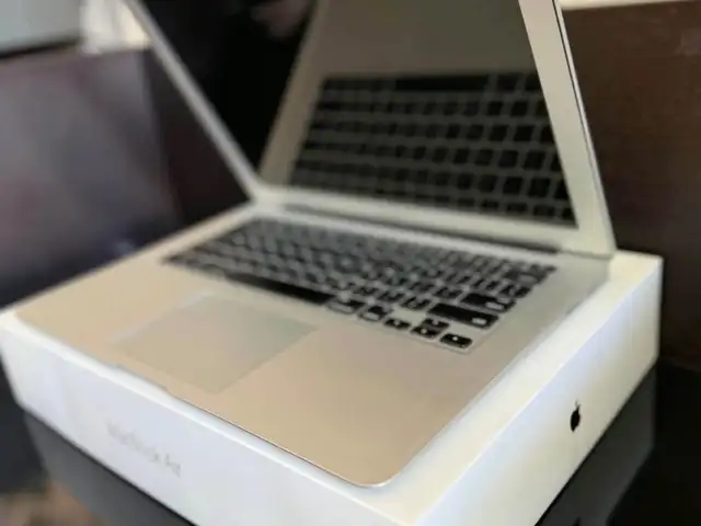 Apple 13", Intel Core i5, 8 GB RAM, 128 GB, Улаанбаатар — Баянгол — Баруун 4 зам