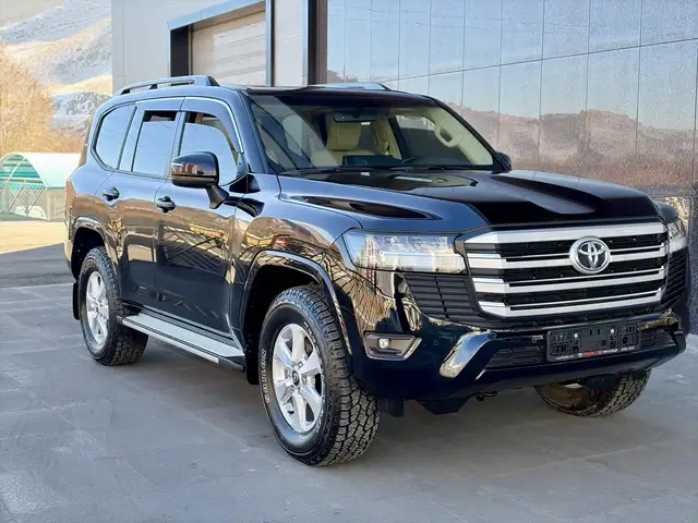 Toyota Land Cruiser 300