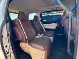Toyota Alphard, 2015/2024, Улаанбаатар — Хан-Уул — 20-р хороо - 2