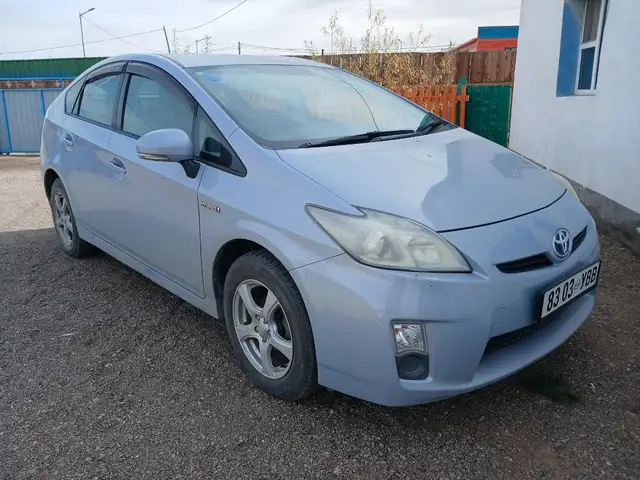 Toyota Prius 30