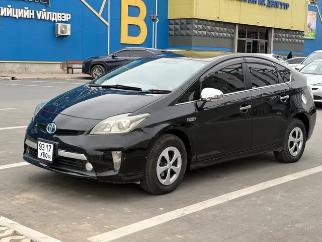 Toyota Prius 30