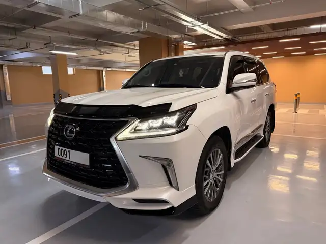 Lexus LX 570