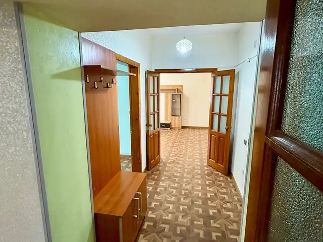 Зүүн 4 зам сансарт 2 өрөө байр 50мкв, Улаанбаатар — Баянзүрх — Зүүн 4 зам