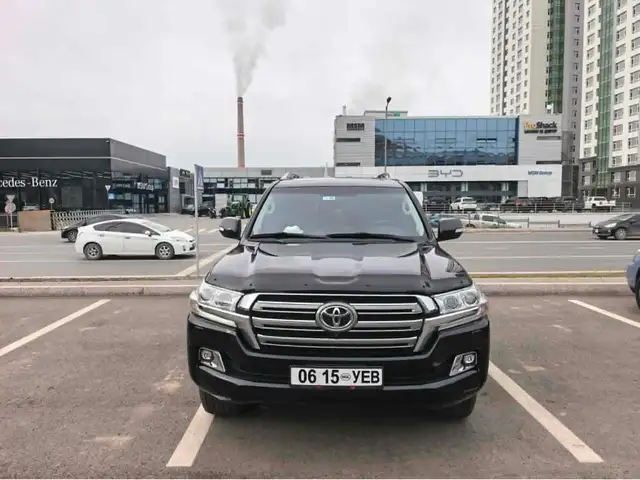 Toyota Land Cruiser 200