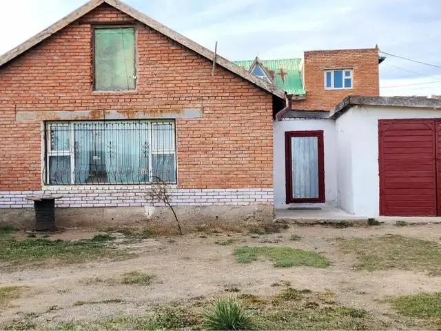 Шар хаданд хашаа байшин, Улаанбаатар — Баянзүрх — Шар хад