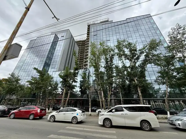 Хүүхдийн 100, аса циркийн чанх урд mega centro -д 50мкв үйлчилгээний талбай, Улаанбаатар — Сүхбаатар — Цирк