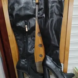 рёзинэн түрийтэй гутал size 36, Улаанбаатар — Хан-Уул — 19-р хороолол