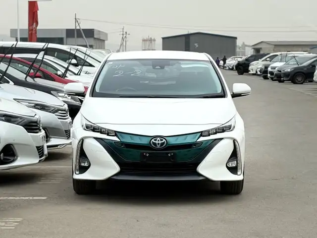 Toyota Prius PRIME 52