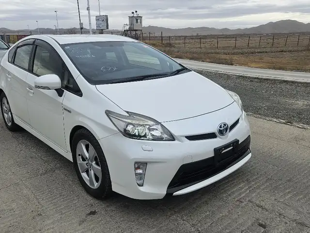 Toyota Prius 30