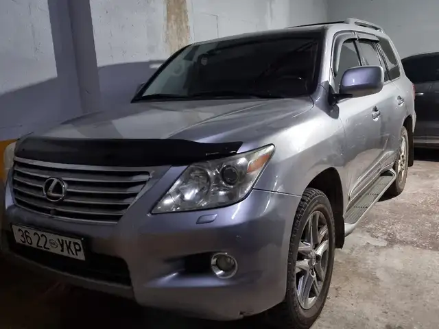 Lexus LX 570