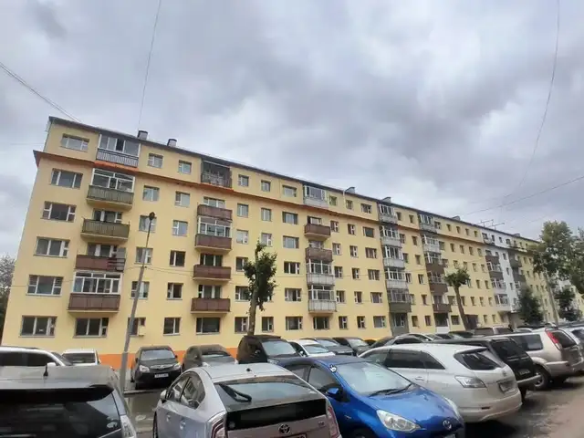 Төмөр замд угсармал 3 өрөө байр 61м2, Улаанбаатар — Баянгол — Төмөр зам