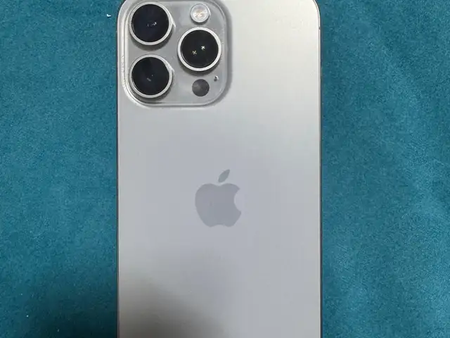 Apple iPhone 15 Pro Max, 256 gb, Natural Titanium, Улаанбаатар — Баянзүрх — Офицер