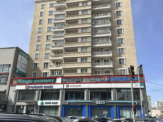Зайсан явах төв зам дагуу 4 өрөө 120мкв, Улаанбаатар — Хан-Уул — 19-р хороо