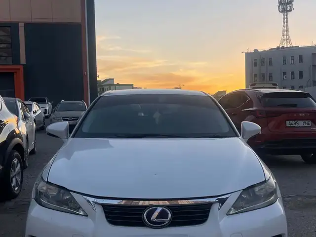 Lexus CT