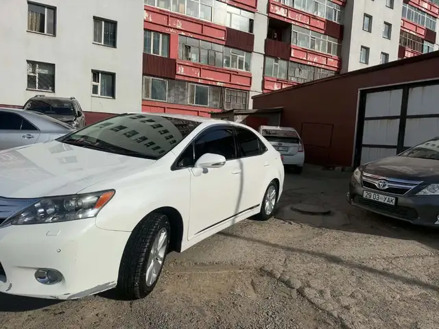 Lexus HS