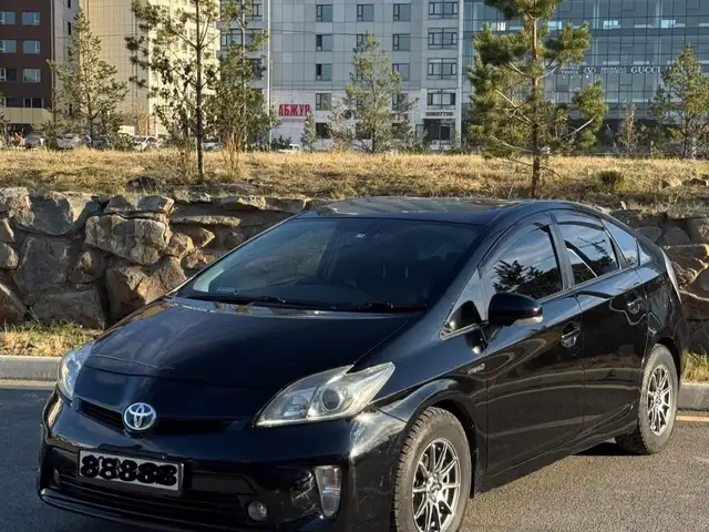 Toyota Prius 30