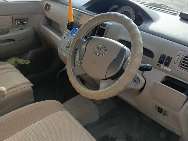 Toyota Raum