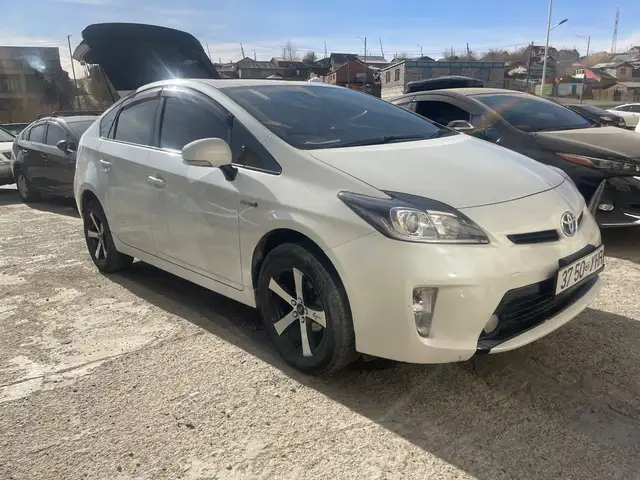 Toyota Prius 30